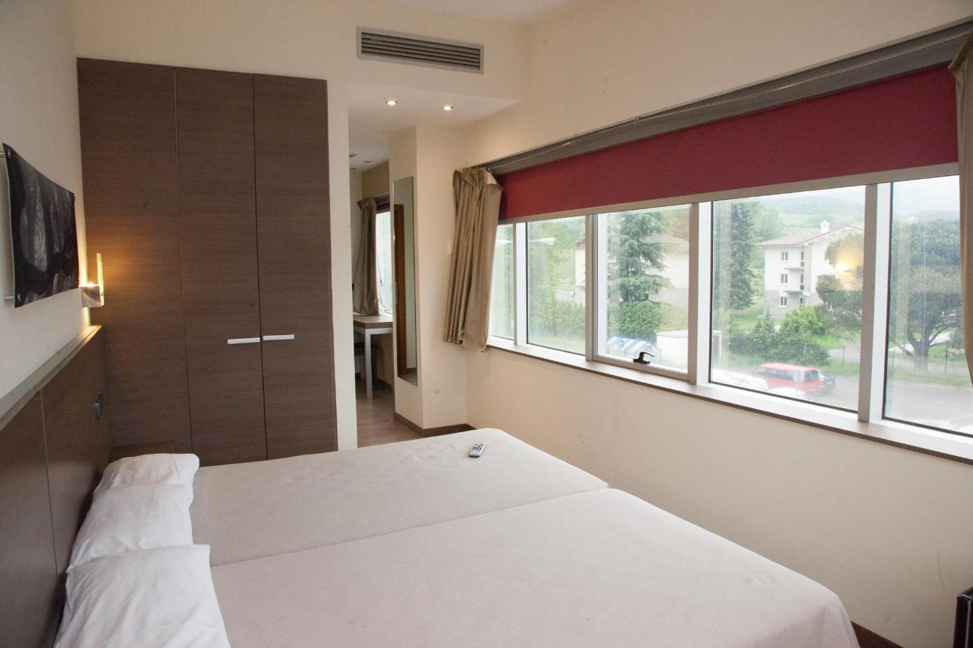 Hotel Izelai Alsasua Luaran gambar
